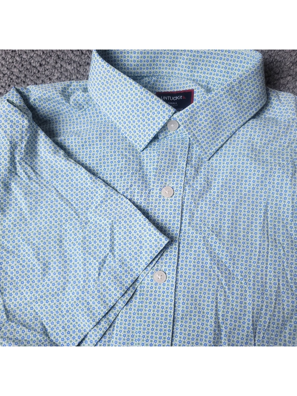 UNTUCKit Shirt Mens S Small Green Floral Short Sleeve Button Nylon Elastane